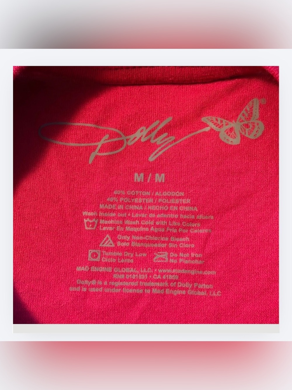 **SOLD** Dolly Parton Pink Tee, Size M - Picture 4 of 5